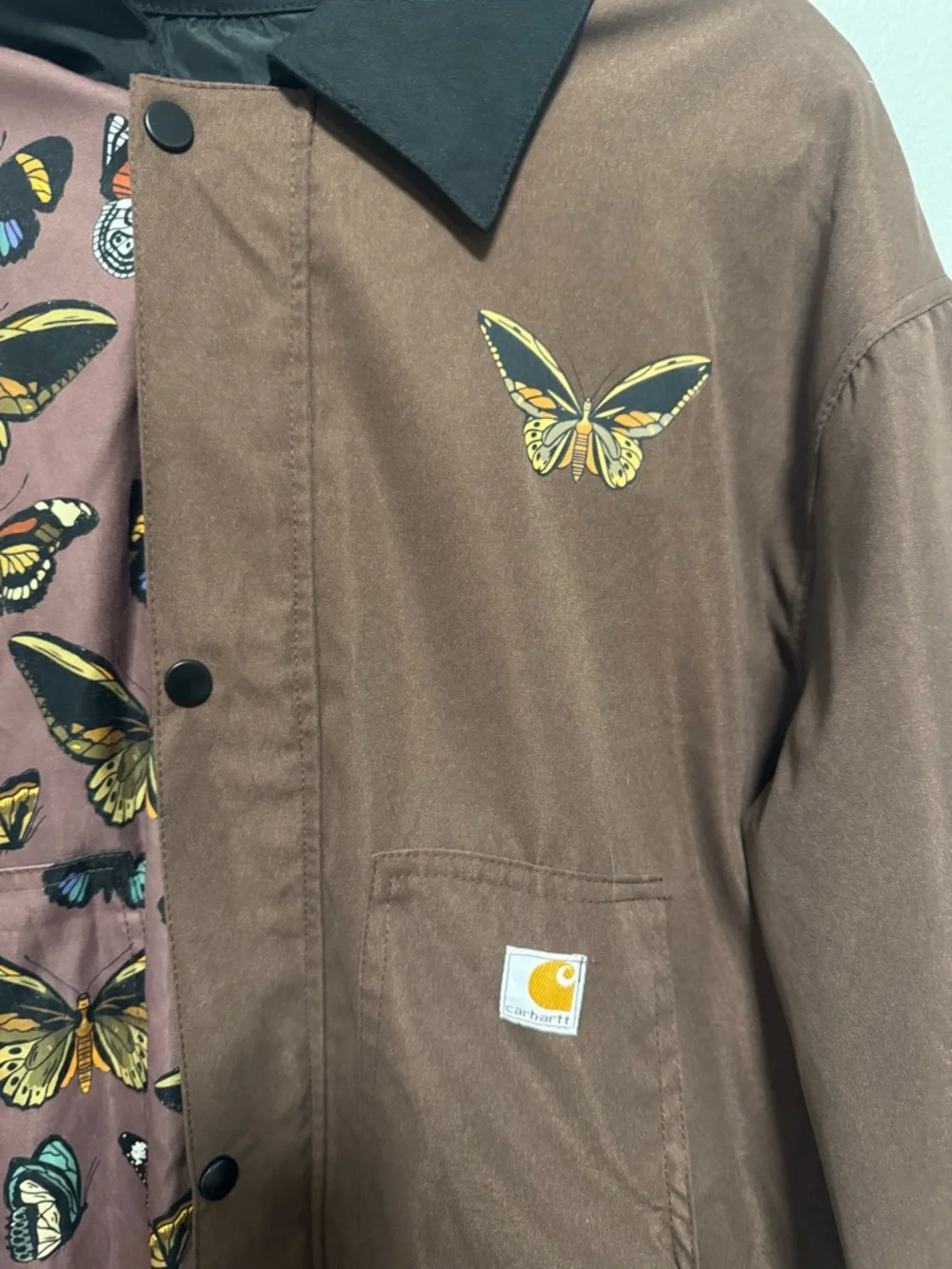 Carhartt Butterfly Button-Up Jacket in Brown & Mauve - Picture 6 of 10